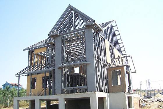 重钢别墅优势多 建造别墅选择这种方式错不了